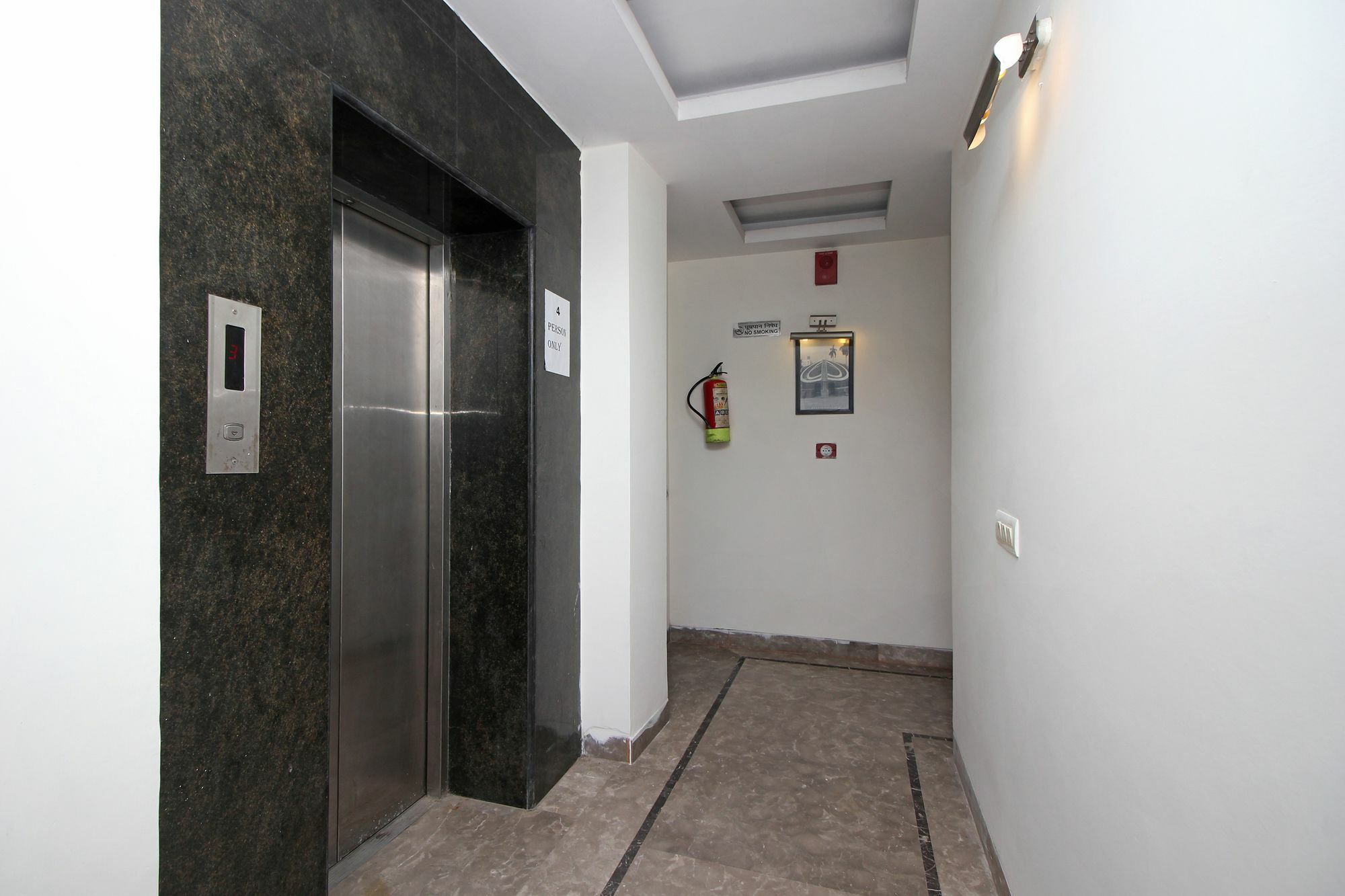 Oyo 9030 Hotel Delhi Airport Plaza New Delhi Ngoại thất bức ảnh