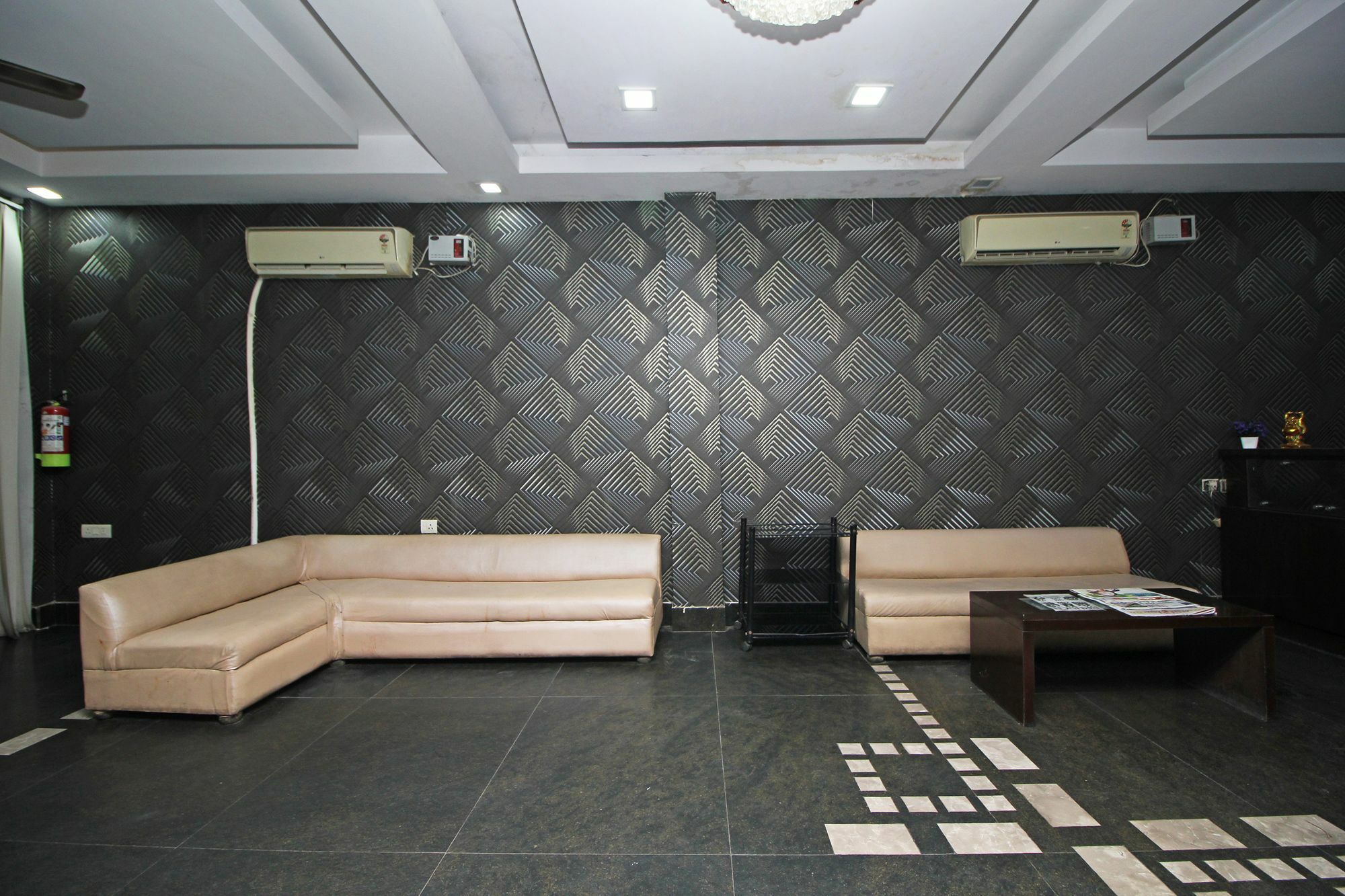 Oyo 9030 Hotel Delhi Airport Plaza New Delhi Ngoại thất bức ảnh
